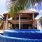 Lemnus Luxury villa walking distance to Chicxulub