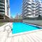 Dúplex Moderno con Piscina y Parking - Roig Arena
