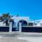 Blue Haven Villa 33- Peaceful Santorini Seahouse