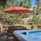 Rock Crest Lodge & Cabins