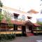 Kuttralam Resorts