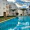 2 Bedrooms 1 Bathrooms-2 Pools&With Direct beach Access