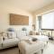 Studio Pacific with parking and sea view by Interhome