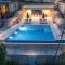 BooRA glamp experience & Heated infinity pool
