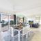 ZEN FORESHORE: 3-BR Nightcliff Foreshore-Front Apt