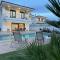 Villas Hanioti