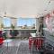 Retro Chic Vibes, Tropical Pool & Prime Location