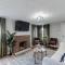 Touchdown Bungalow-Charming HOF Village Home