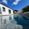 Villa Spacieuse avec Piscine