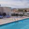 Juan 4 prs, clim, 300m plage, piscine, parking