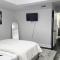 luxe studio with a great location lawrenceville