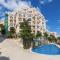 La Mer Luxury Apartment