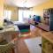 Green Apple Apartment