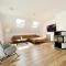 LIGHTHOUSE HOMES - moderne Ferienwohnungen mit Terrasse am Kirchenplatz