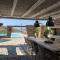 Relax Joy Villa - Easy Beach Access 150m Away