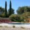 Proche Roussillon Luberon villa avec vue, piscine chauffée et climatisation