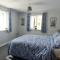 2 bedroom apartment in Stratford upon Avon with free onsite parking