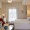 Dorion Hotel