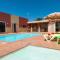 Villa Los Azules with pool and jacuzzi
