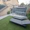 La Villa Castel - Haut de villa - parkings- 3 chambres - 8 couchages - jardin - barbecue