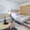 Hotel Marvel All Inclusive - FULLY RENOVATED FREE Beach Access