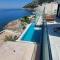 Sea Cliff Villa