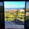 Cortijo de la Fuente con vistas impresionantes, piscina privada y playas a 20 minutos
