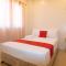 RedDoorz @ LM Apartelle Boracay