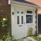Studio 40 cosy compact space in quiet location in Seaford
