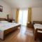 airport rooms Manufaktura