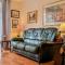 Sherlock's House -Moray Entire house Two bedroom 5 beds Private free parking & WiFi Flat TV Garden Shops
