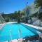 THE HİLLTOP OTEl