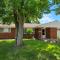 Charming Springboro house near historic downtown