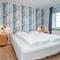 10 person holiday home in Thyborøn-By Traum