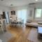 Apartment Mariela, Murter