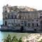 Donn'Anna - appartamento sul mare by Italianhost