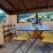 Maison de charme avec terrasse et garage fermé proche des volcans