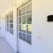 Apartamento costero ubicado en Sardiñeiro