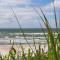 Sunny flat 250m from the beach