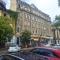 ApartHotel Yanis