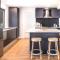 Modern Pet-friendly Mudjimba Townhouse