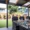 Modern Pet-friendly Mudjimba Townhouse