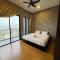Cozy Comfort- Beacon Executives Suite