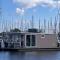 Comfi Winter Houseboat Maatrollie in Monnickendam