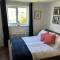 Best rated in Barnsley- apartment sleeps 4 & 5 minute walk to town centre