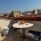ARAZY - Superb duplex old Antibes very central, AC, terrace