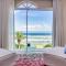 Hermanus Beachfront Lodge