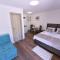Airport Apartments TRI HRASTA
