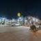 Super 8 by Wyndham McAllen-Downtown-Airport-LA Plaza Mall