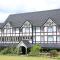 Pedro Barn Hotel at Little England Cottages